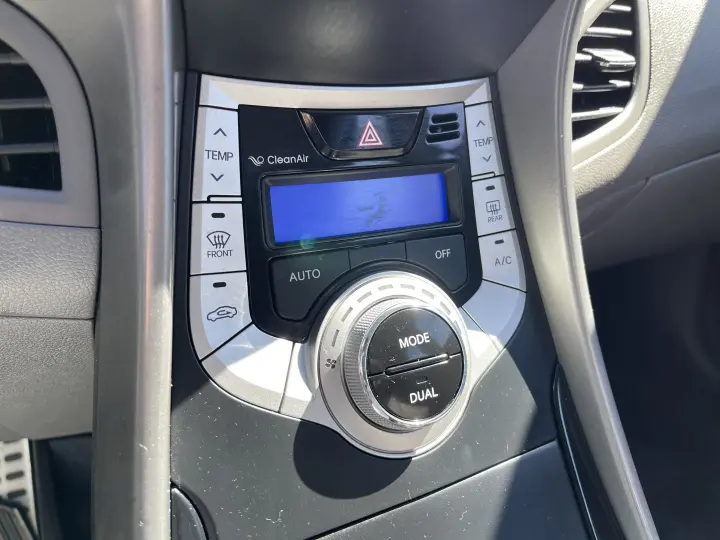 ELANTRA 1.8 GLS 16V GASOLINA 4P AUTOMÁTICO