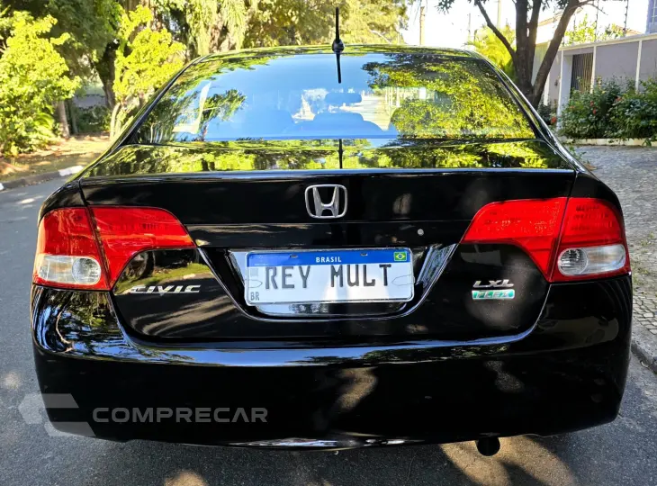 CIVIC 1.8 LXL 16V