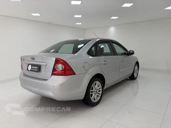 FOCUS 1.6 SE Sedan 16V