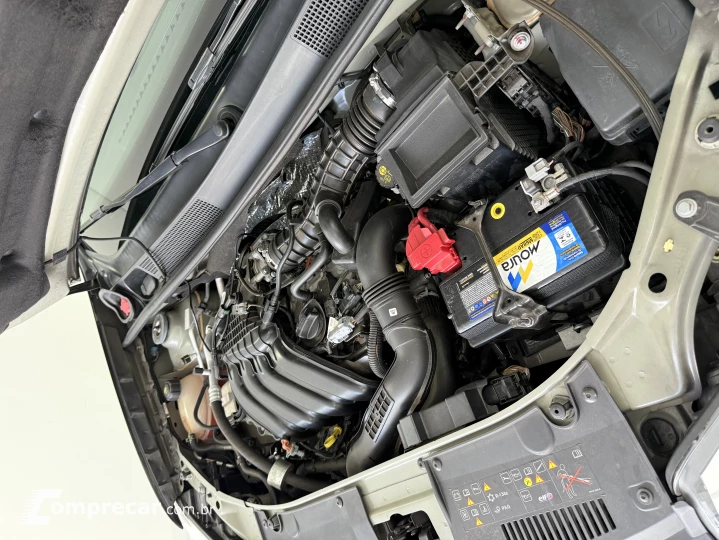 SANDERO 1.6 16V SCE Intense