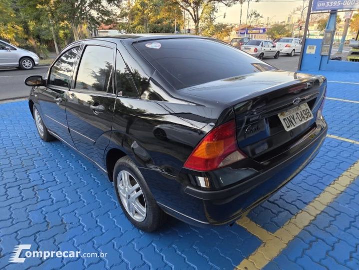 FOCUS 2.0 GLX SEDAN 16V GASOLINA 4P MANUAL