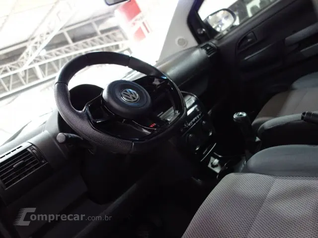 FOX - 1.0 MI CITY 8V 4P MANUAL