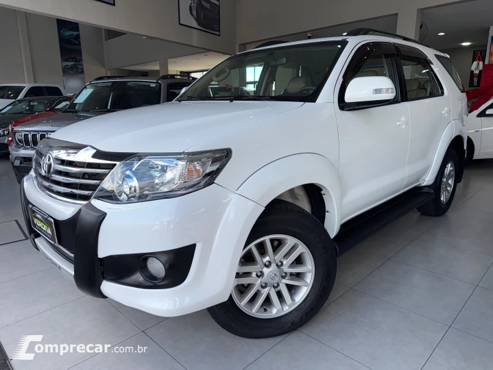Hilux SW4 2.7