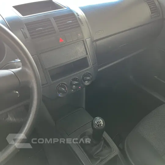 Polo SPORTLINE 1.6 Mi Total Flex 8V 5p