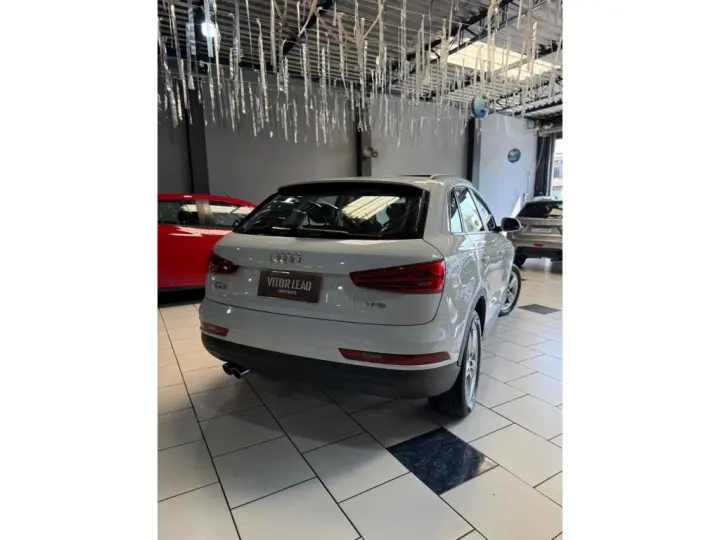 Q3 1.4 TFSI AMBITION GASOLINA 4P S TRONIC