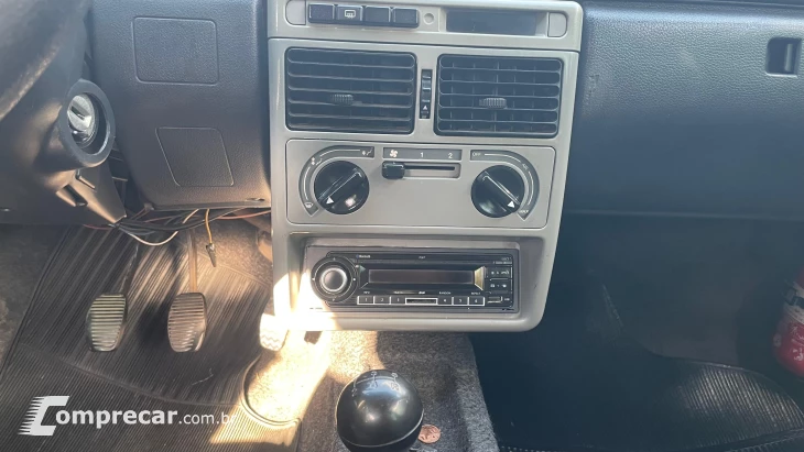 UNO 1.0 Mille 8V