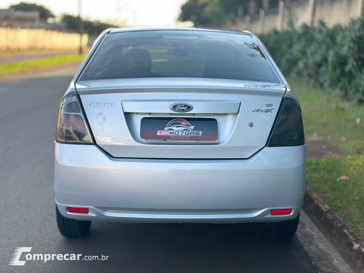 FIESTA 1.6 SE Sedan 16V