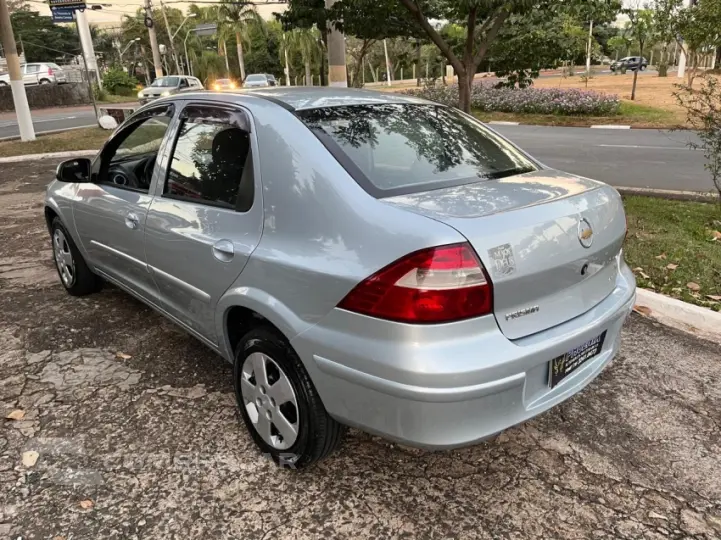 PRISMA 1.4 MPFI JOY 8V