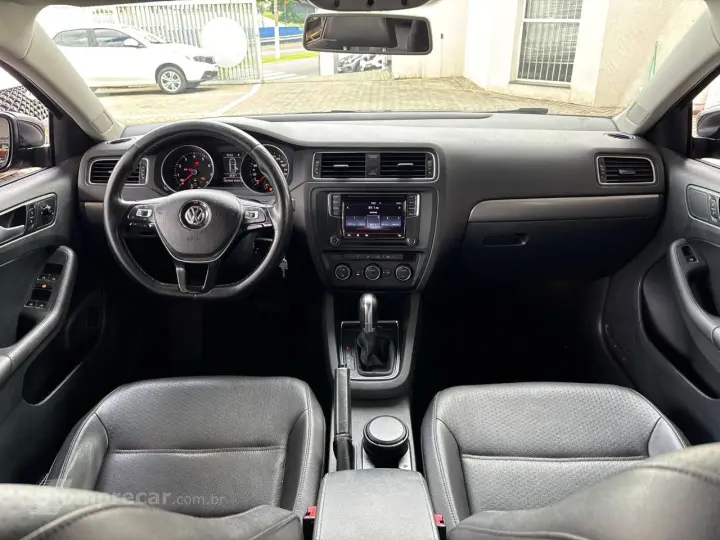 JETTA Comfortline 1.4 TSI 16V 4p Aut.