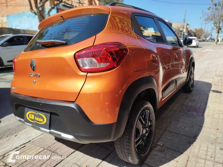 Kwid Outsider 1.0