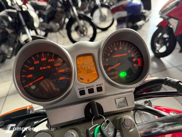CBX TWISTER 250C