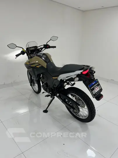 XTZ 250 LANDER