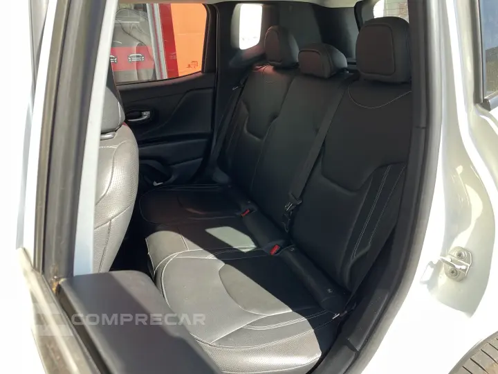 RENEGADE 1.3 T270 TURBO FLEX LONGITUDE AT6