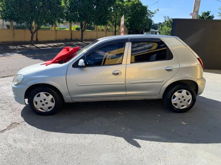 CELTA 1.0 MPFI Spirit 8V