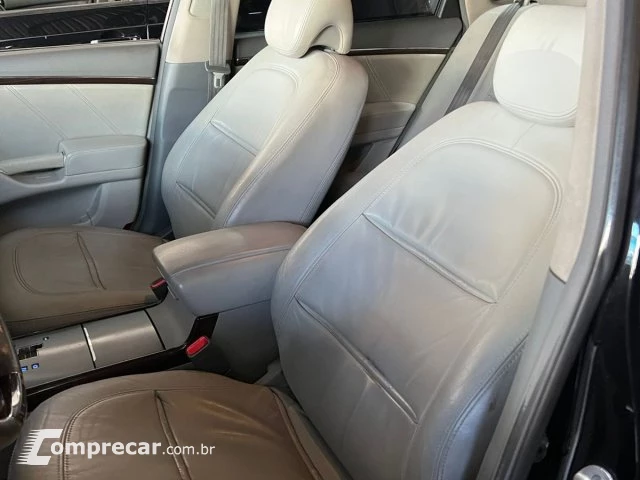 AZERA - 3.3 MPFI GLS SEDAN V6 24V 4P AUTOMÁTICO