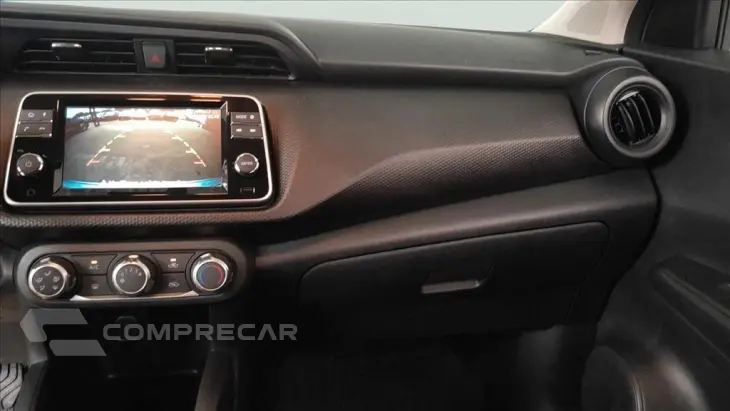 KICKS PLAY 1.6 16V FLEXSTART SENSE XTRONIC