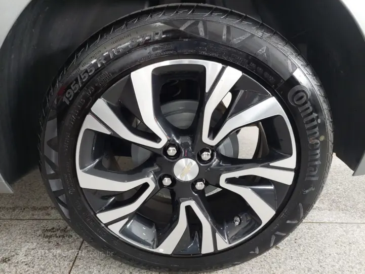 ONIX 1.0 Turbo Premier