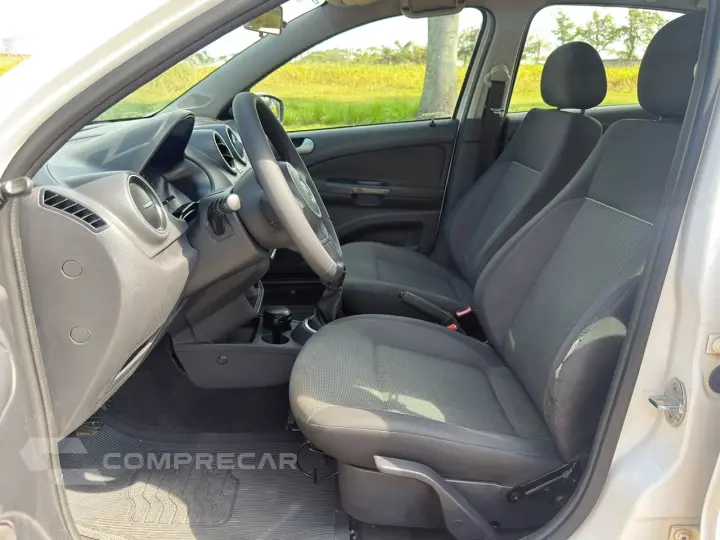 GOL 1.6 MI City 8V