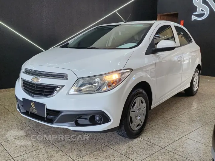 ONIX HATCH LT 1.0 8V FlexPower 5p Mec.