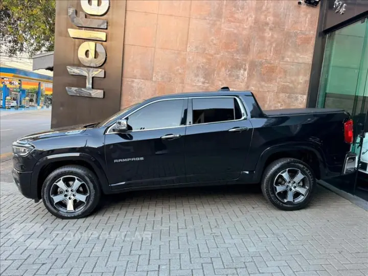 RAMPAGE 2.0 Turbo Laramie 4X4