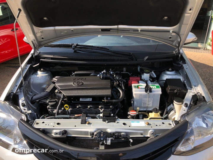 Etios 1.5 X Plus Sedan 16V Flex 4P Automático