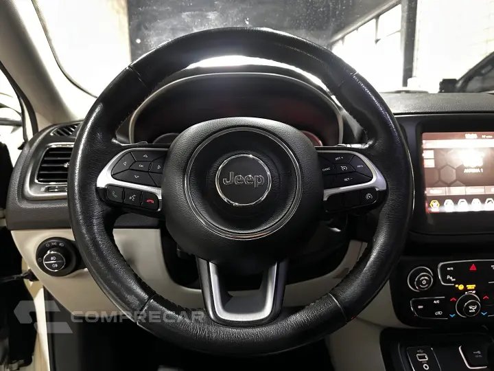 COMPASS 2.0 16V FLEX LONGITUDE AUTOMÁTICO