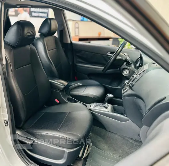 I30 CW 2.0 MPFI GLS 16V