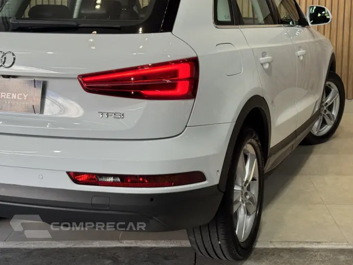 Q3 1.4 TFSI FLEX PRESTIGE S TRONIC
