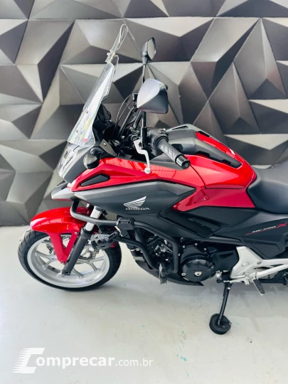 nc 750x