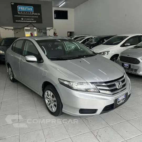 CITY Sedan DX 1.5 Flex 16V Mec.