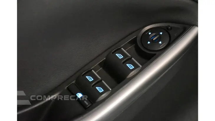 FOCUS SEDAN - 2.0 SE 16V 4P POWERSHIFT