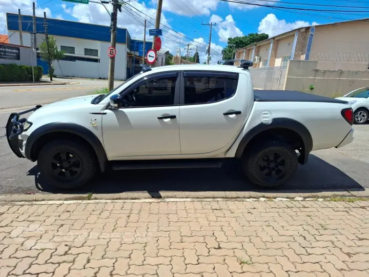 L200 Triton 2.4 Hls 4X2 Cd 16V Flex 4P Manual