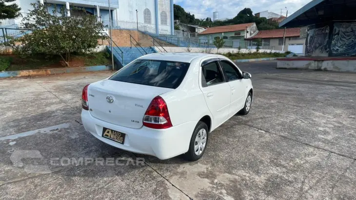 ETIOS 1.5 XS Sedan 16V
