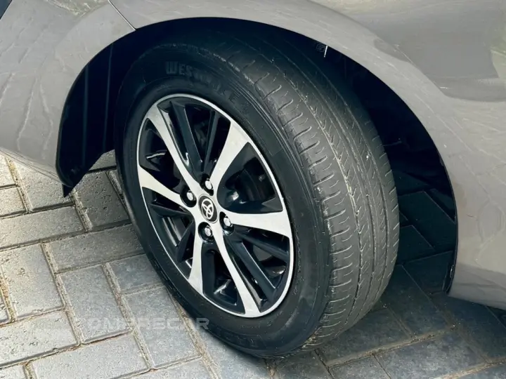 YARIS 1.5 16V FLEX SEDAN XS MULTIDRIVE