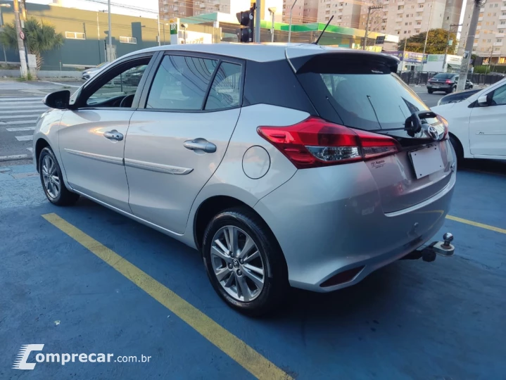 Yaris