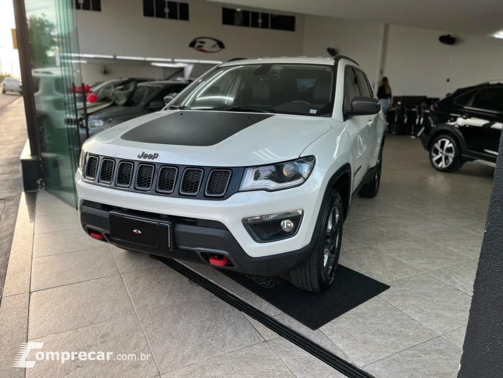 COMPASS 2.0 16V DIESEL TRAILHAWK 4X4 AUTOMÁTICO