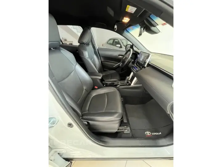 COROLLA CROSS 2.0 VVT-IE FLEX XRE DIRECT SHIFT