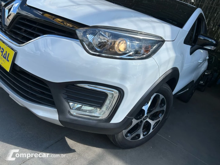 CAPTUR Intense 2.0 16V Flex 5p Aut.
