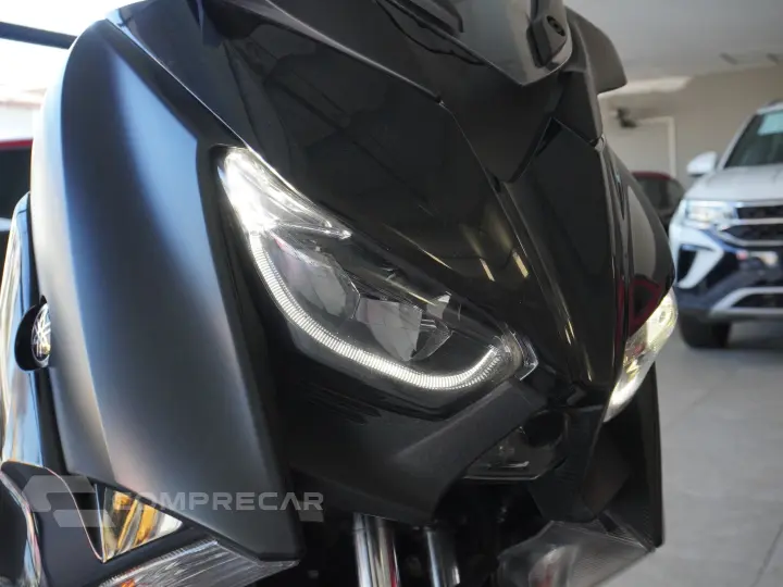 XMAX 250 ABS