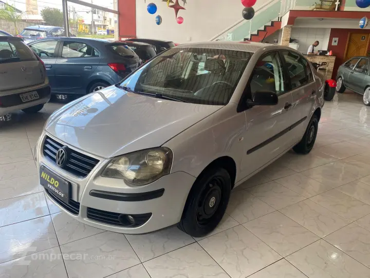 POLO SEDAN 1.6 MI 8V