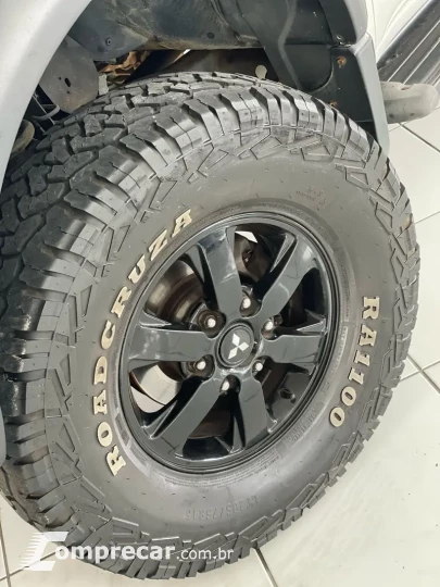 L200 Triton Sport