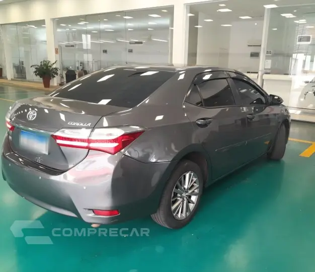 Corolla GLi Upper 1.8 Flex 16V Aut.