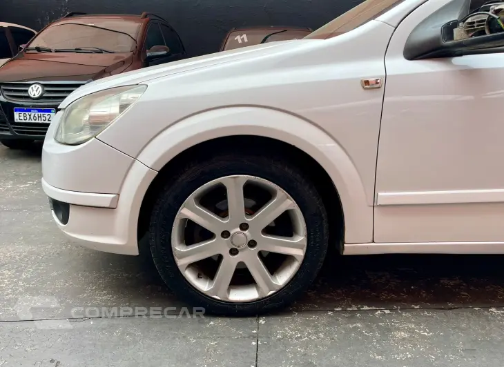 VECTRA 2.0 MPFI Elegance 8V