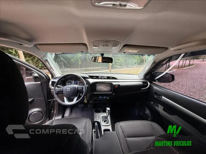 HILUX 2.8 D-4D TURBO DIESEL CD SR 4X4 AUTOMÁTICO