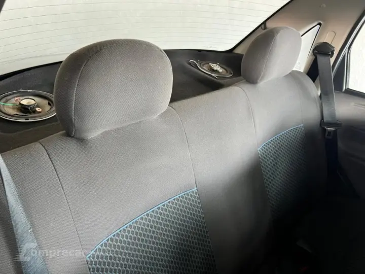 CLASSIC 1.0 MPFI LS 8V FLEX 4P MANUAL