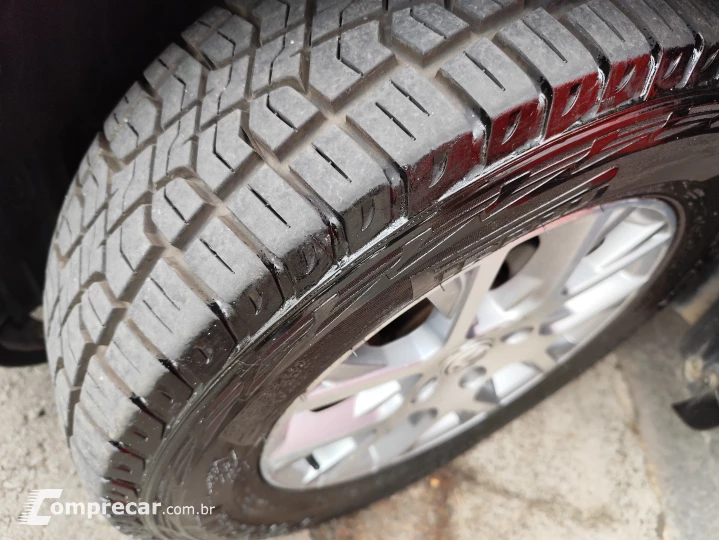 SAVEIRO 1.6 Cross CE 8V