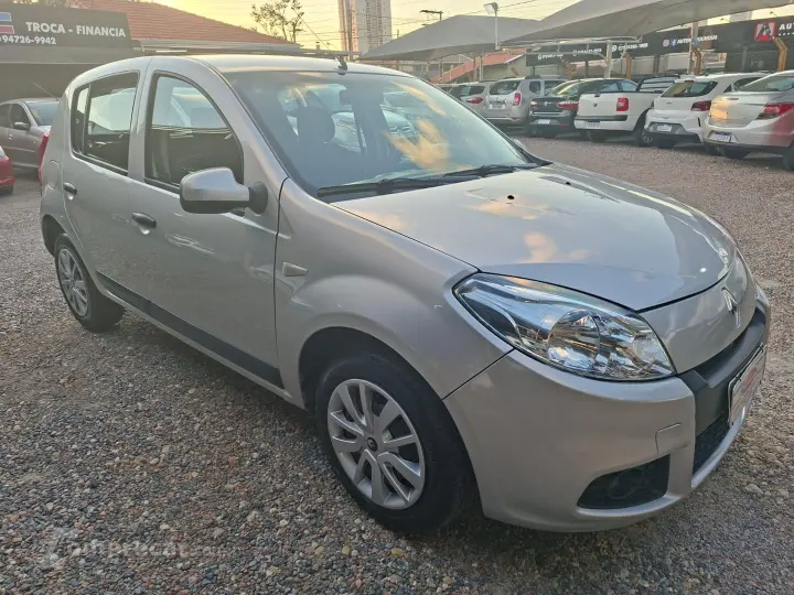 Sandero 1.6 EXPRESSION 8V FLEX 4P MANUAL