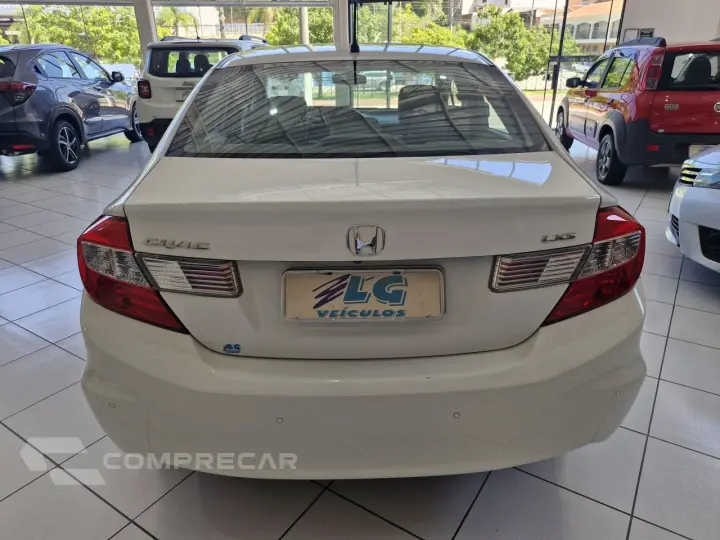 Civic 1.8 16V 4P LXS AUTOMÁTICO