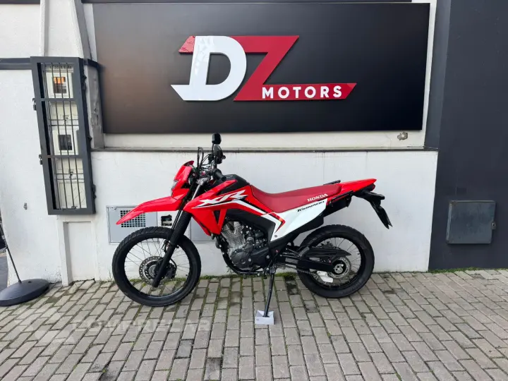 XR TORNADO 300L