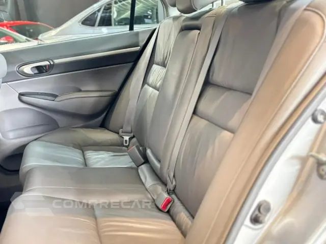 CIVIC - 1.8 EXS 16V 4P AUTOMÁTICO